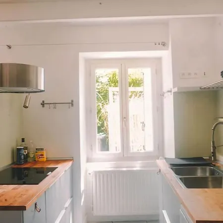 Chez Grigri Pour Max 11 Pers Avec Piscine Chauffee Et Jardin